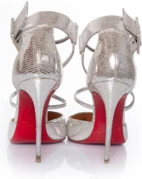 Christian Louboutin Pre-owned Leather heels Gray Dames