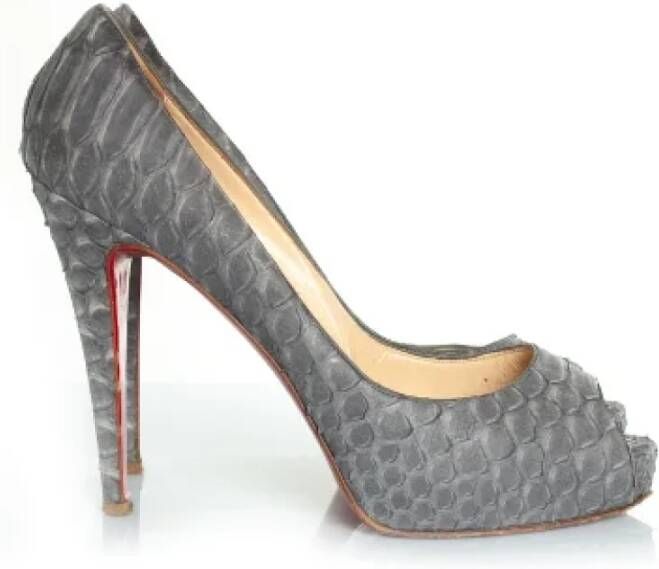 Christian Louboutin Pre-owned Leather heels Gray Dames