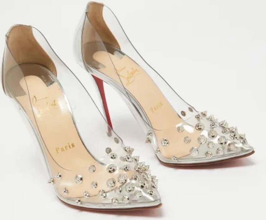 Christian Louboutin Pre-owned Leather heels Gray Dames