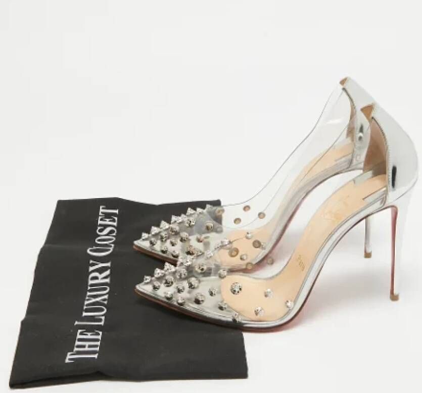 Christian Louboutin Pre-owned Leather heels Gray Dames