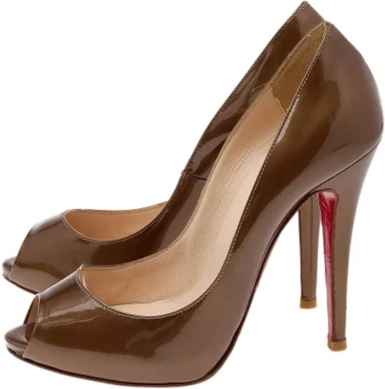 Christian Louboutin Pre-owned Leather heels Green Dames