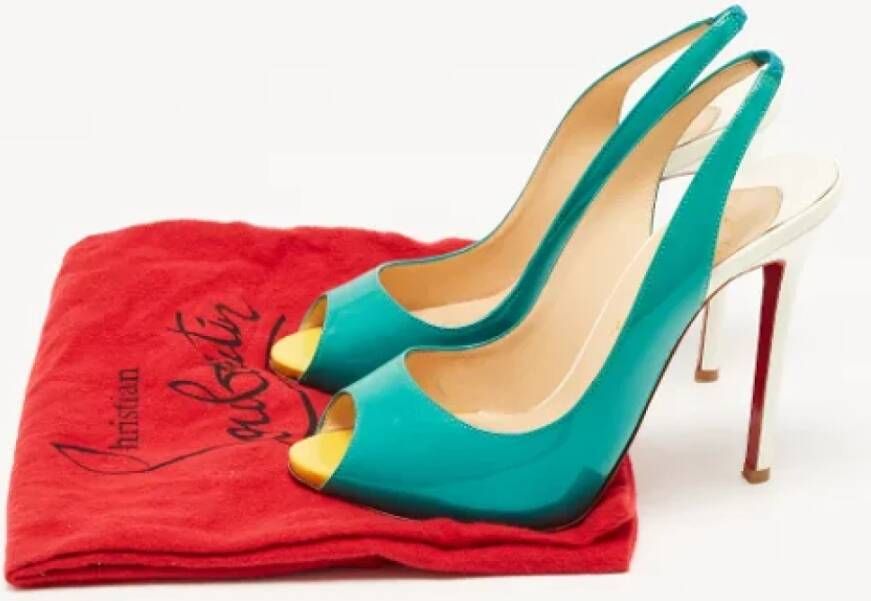 Christian Louboutin Pre-owned Leather heels Green Dames