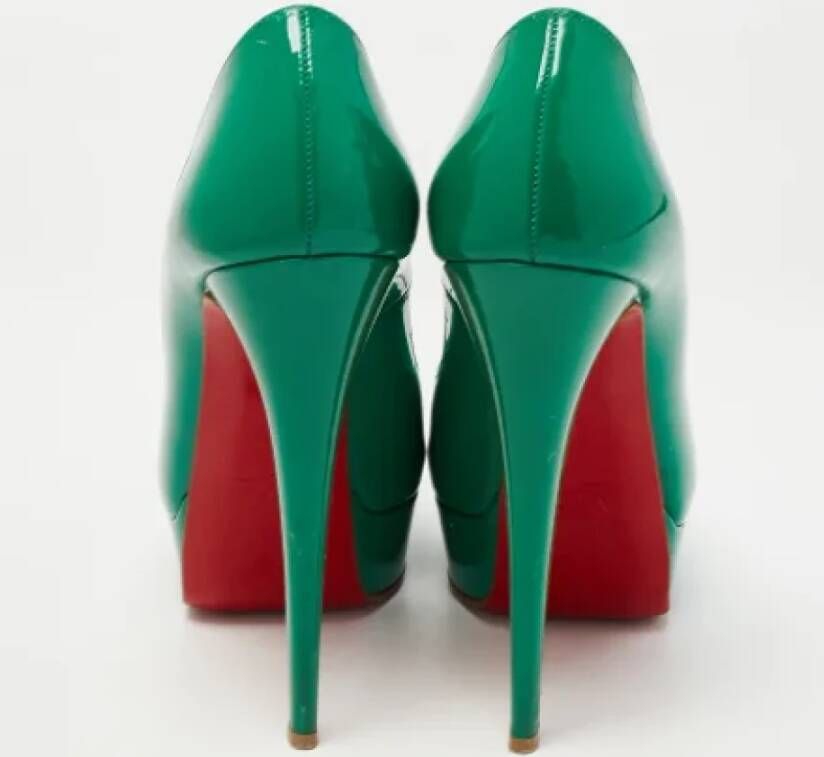 Christian Louboutin Pre-owned Leather heels Green Dames