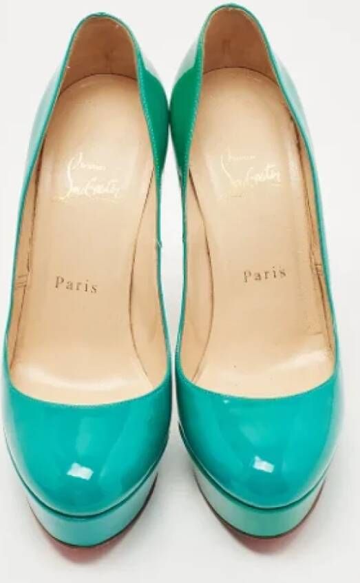 Christian Louboutin Pre-owned Leather heels Green Dames