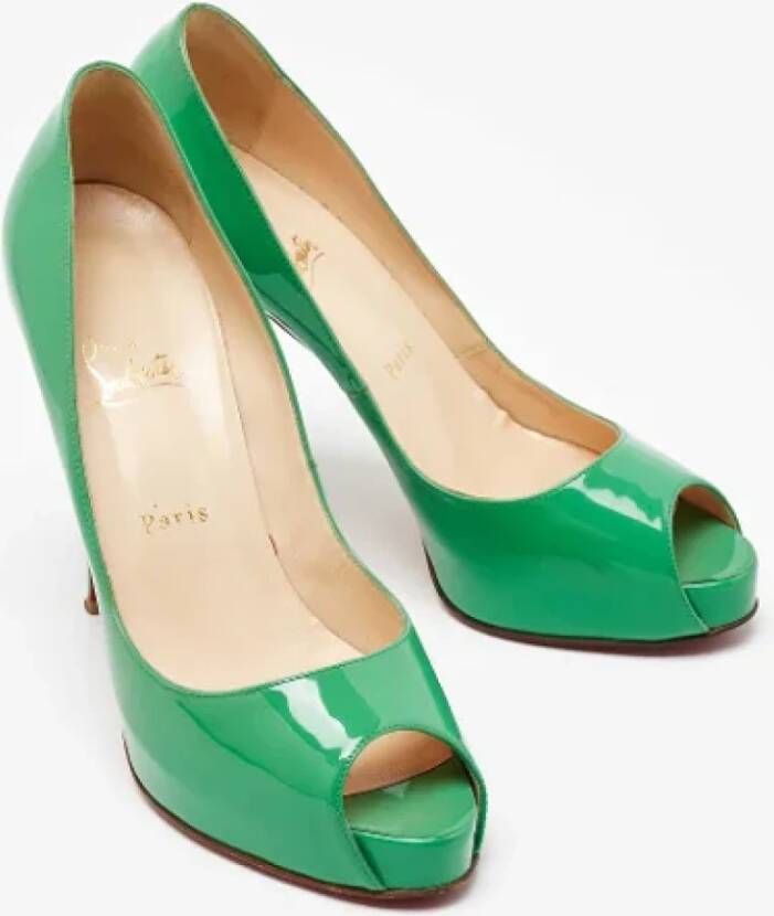 Christian Louboutin Pre-owned Leather heels Green Dames