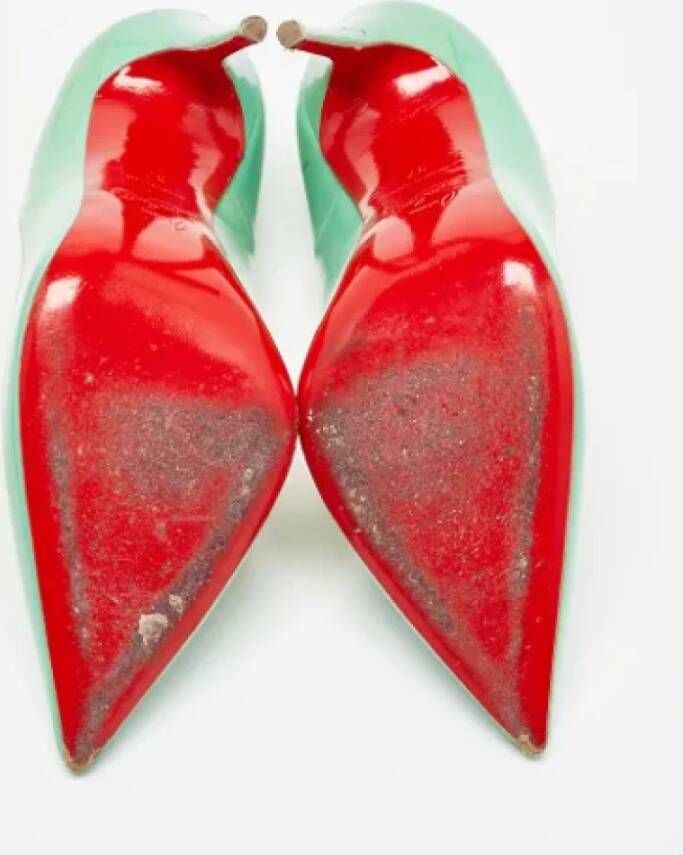 Christian Louboutin Pre-owned Leather heels Green Dames