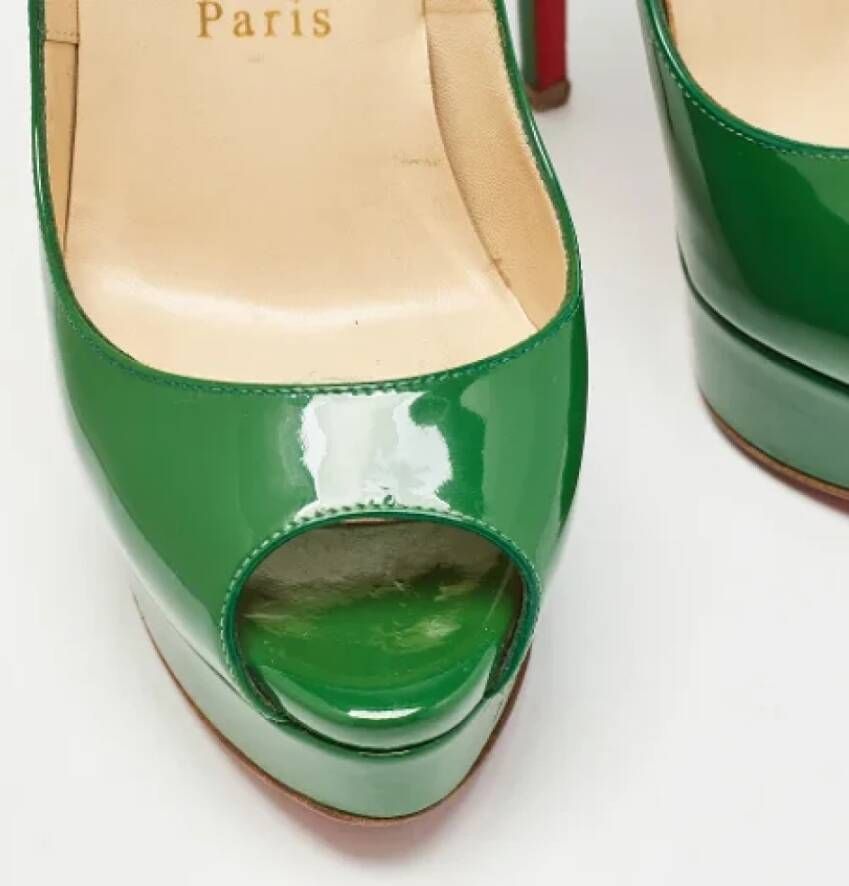 Christian Louboutin Pre-owned Leather heels Green Dames