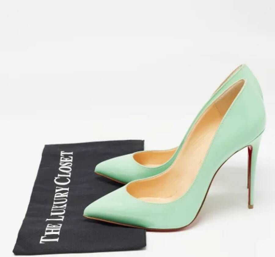 Christian Louboutin Pre-owned Leather heels Green Dames