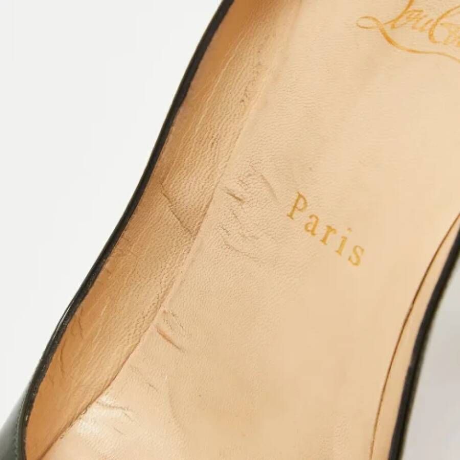 Christian Louboutin Pre-owned Leather heels Green Dames