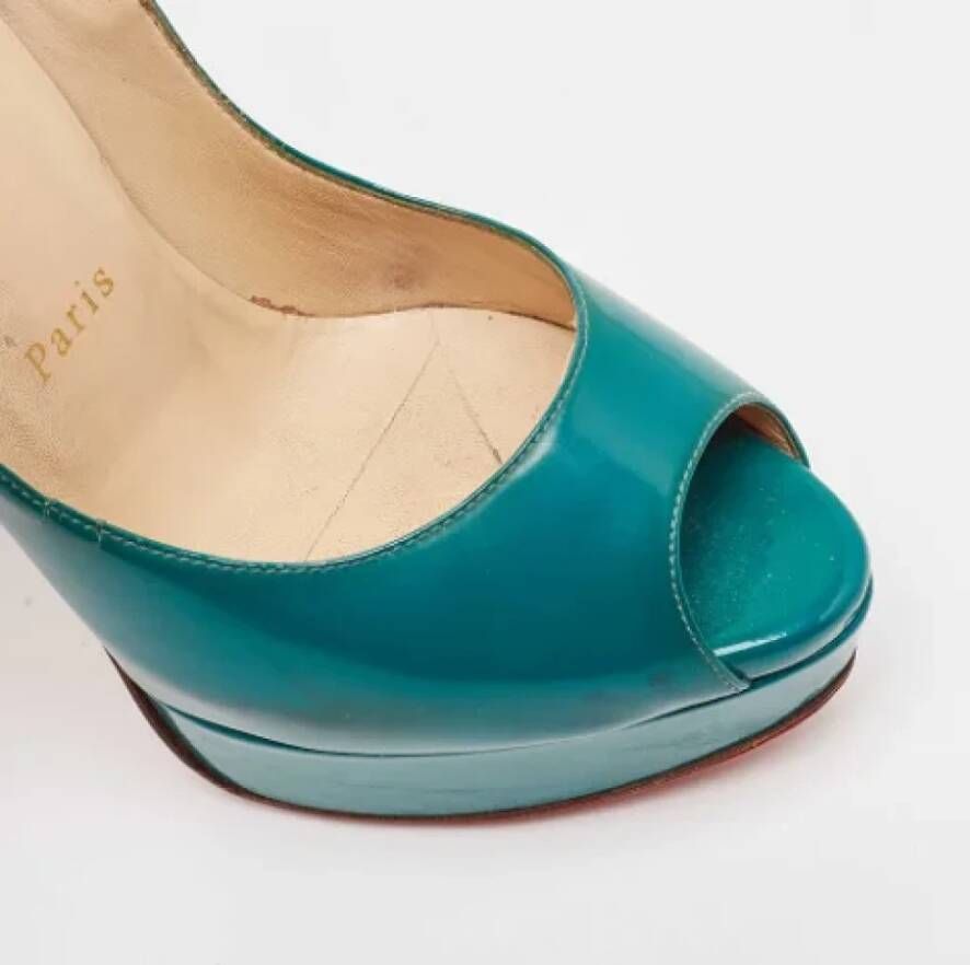 Christian Louboutin Pre-owned Leather heels Green Dames