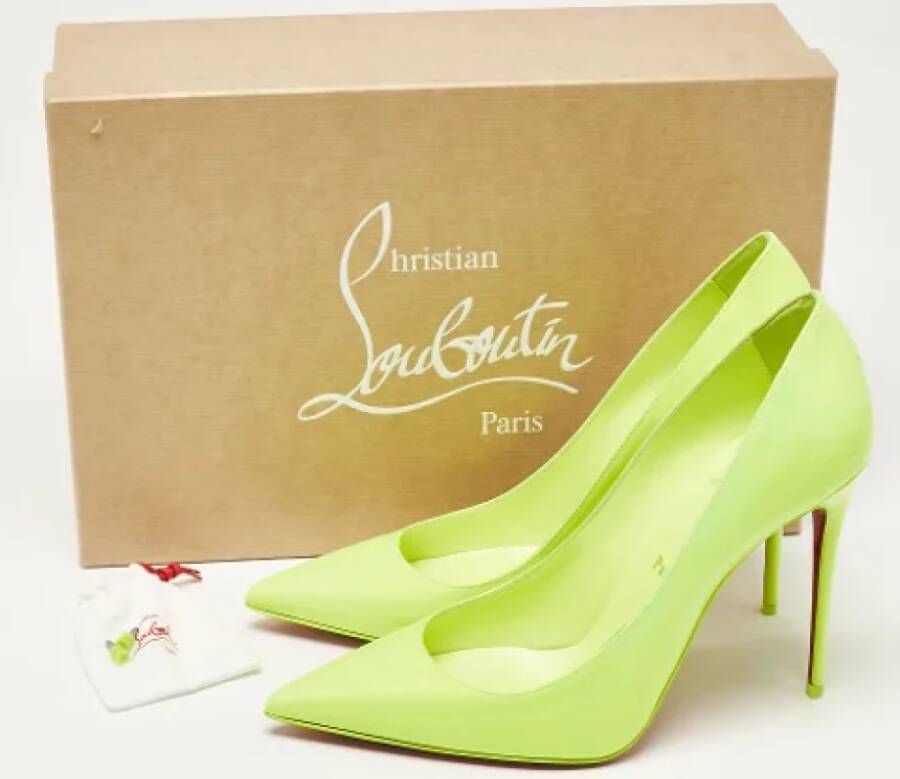 Christian Louboutin Pre-owned Leather heels Green Dames