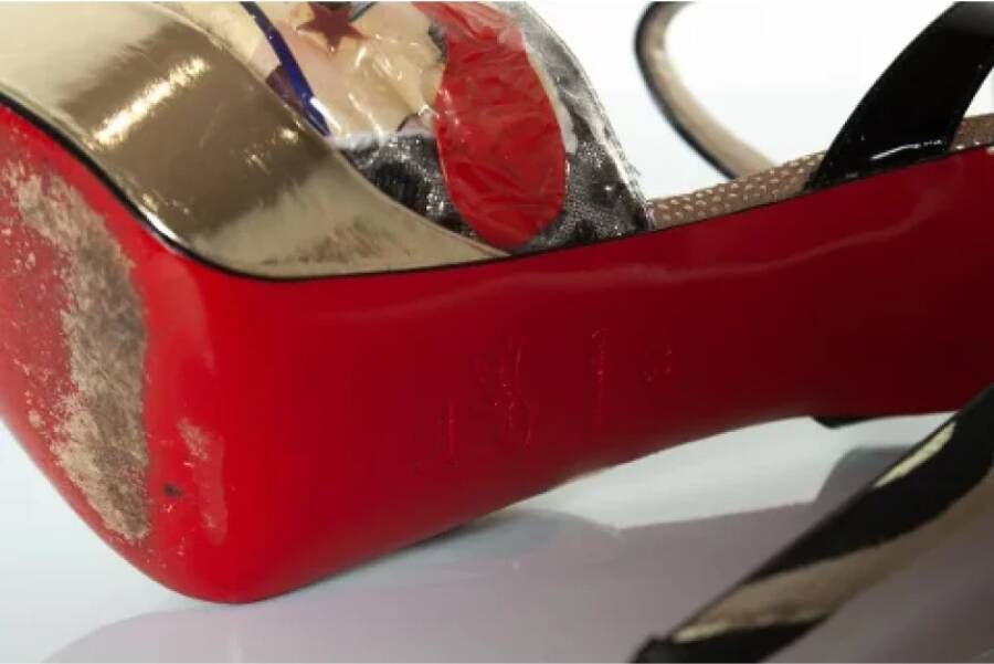 Christian Louboutin Pre-owned Leather heels Multicolor Dames