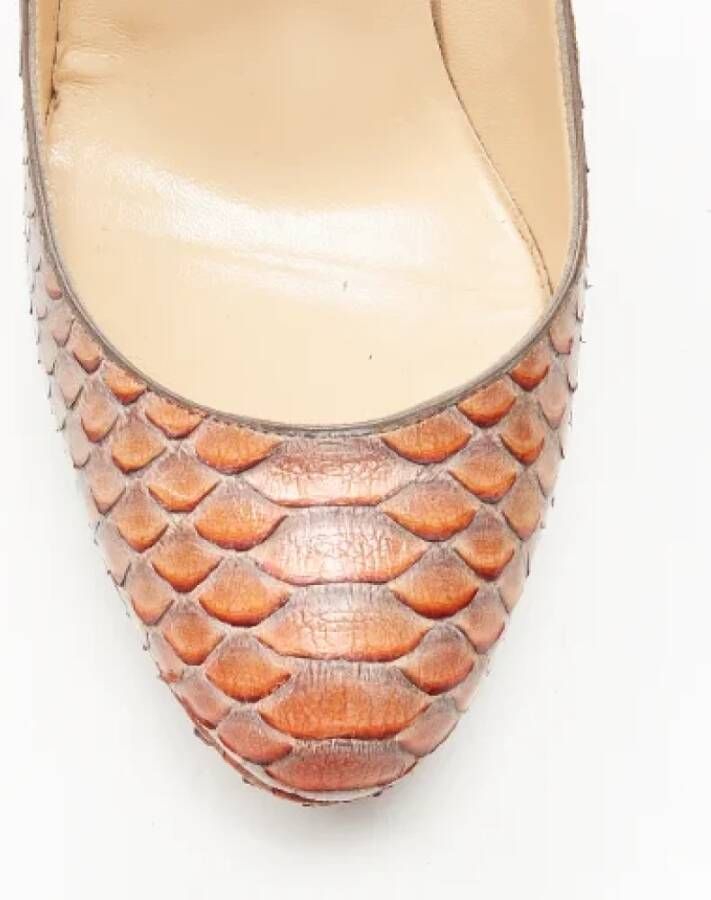 Christian Louboutin Pre-owned Leather heels Orange Dames