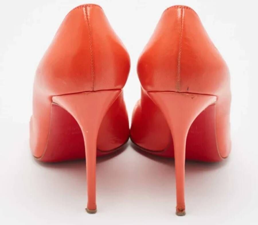 Christian Louboutin Pre-owned Leather heels Orange Dames