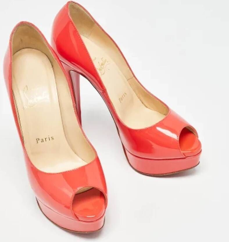 Christian Louboutin Pre-owned Leather heels Pink Dames