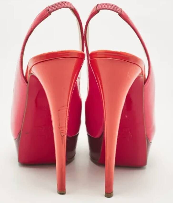 Christian Louboutin Pre-owned Leather heels Pink Dames