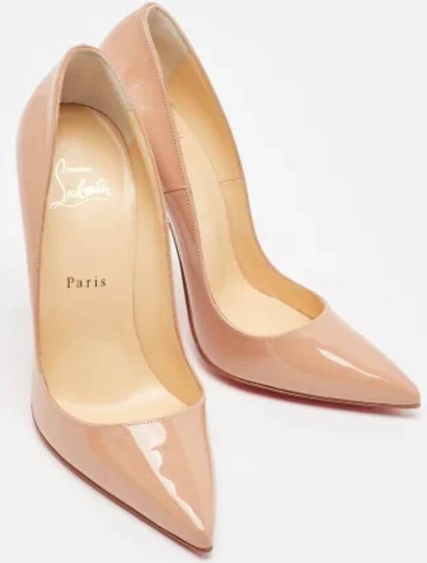 Christian Louboutin Pre-owned Leather heels Pink Dames