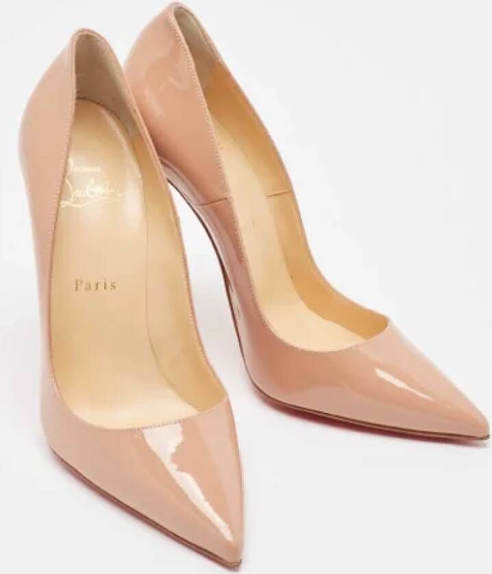 Christian Louboutin Pre-owned Leather heels Pink Dames