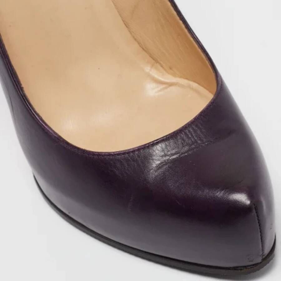 Christian Louboutin Pre-owned Leather heels Purple Dames