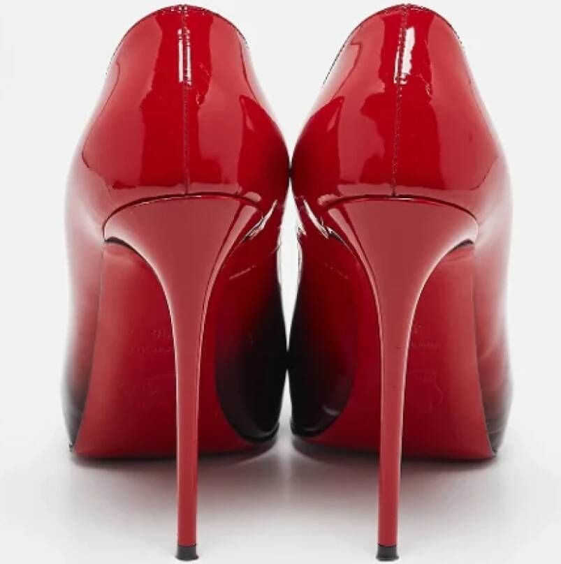 Christian Louboutin Pre-owned Leather heels Red Dames