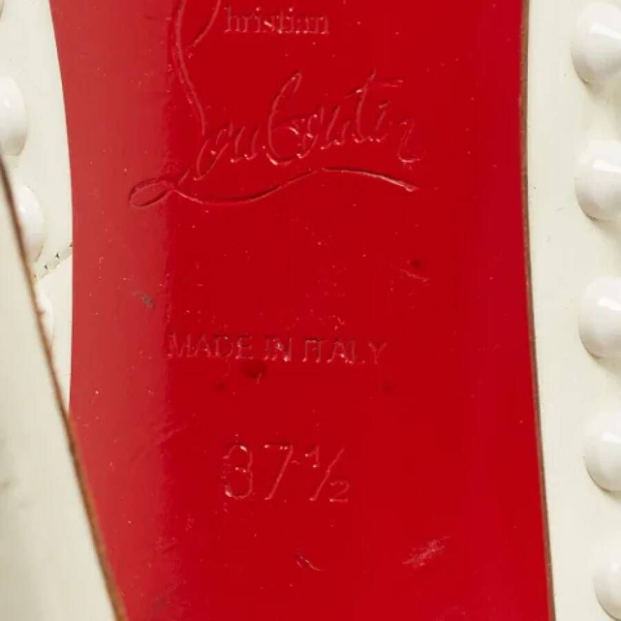 Christian Louboutin Pre-owned Leather heels White Dames