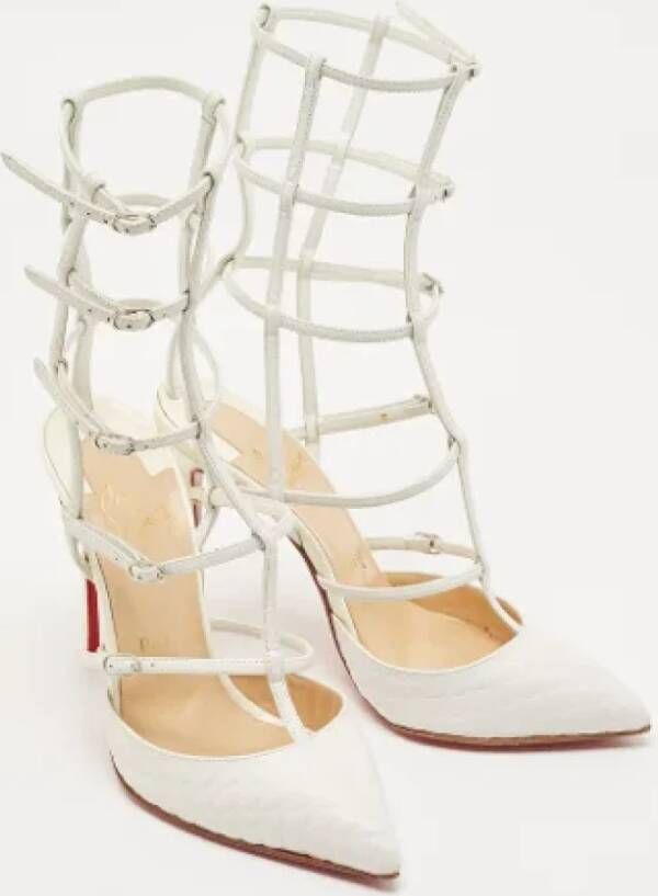 Christian Louboutin Pre-owned Leather heels White Dames