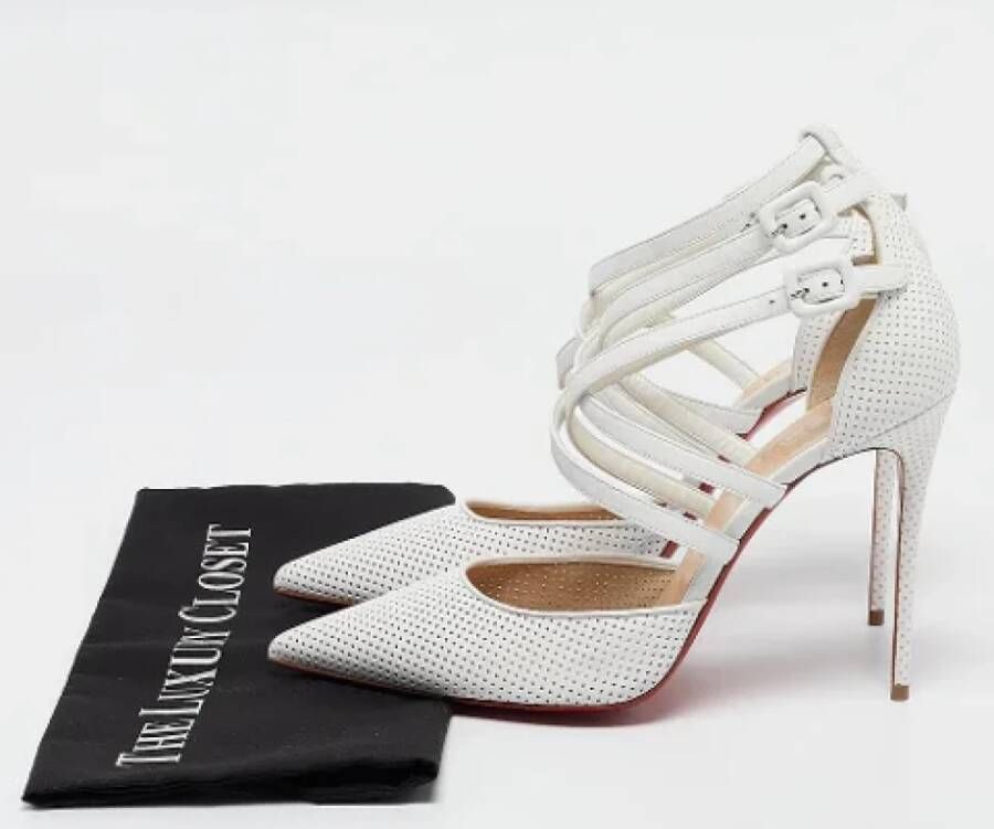 Christian Louboutin Pre-owned Leather heels White Dames