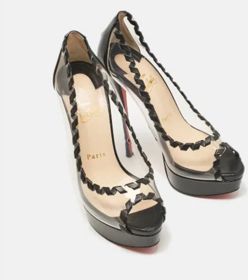 Christian Louboutin Pre-owned Leather heels White Dames