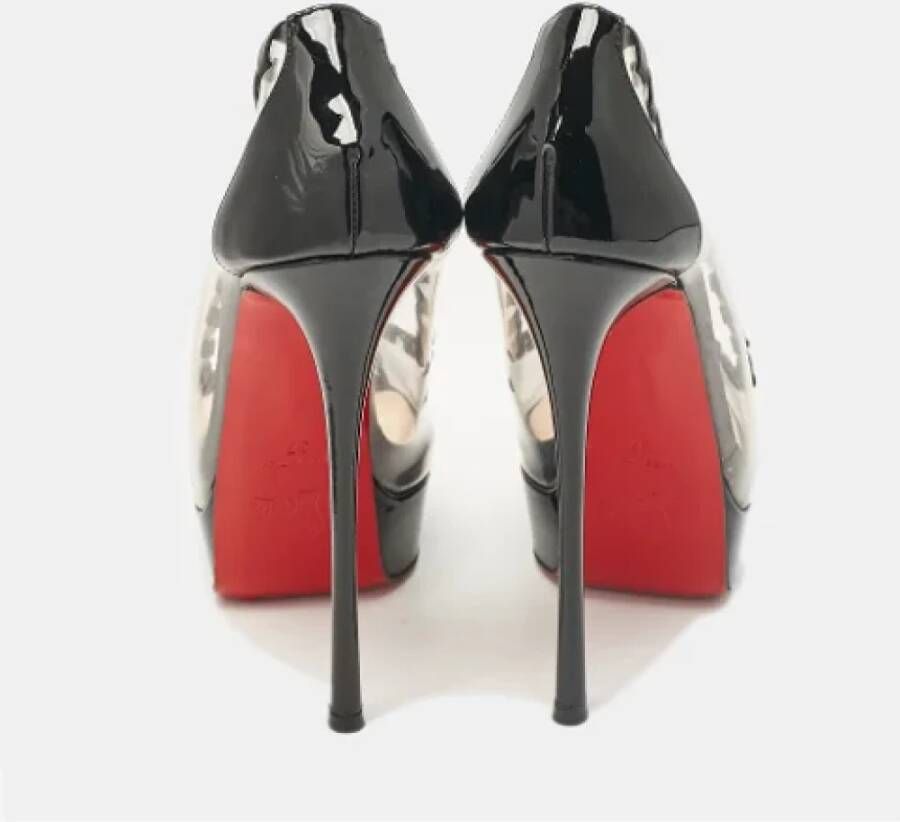 Christian Louboutin Pre-owned Leather heels White Dames