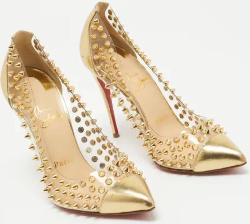 Christian Louboutin Pre-owned Leather heels Yellow Dames