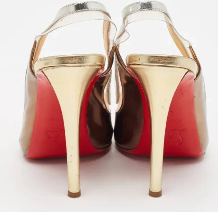 Christian Louboutin Pre-owned Leather heels Yellow Dames