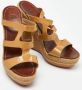 Christian Louboutin Pre-owned Leather sandals Beige Dames - Thumbnail 4