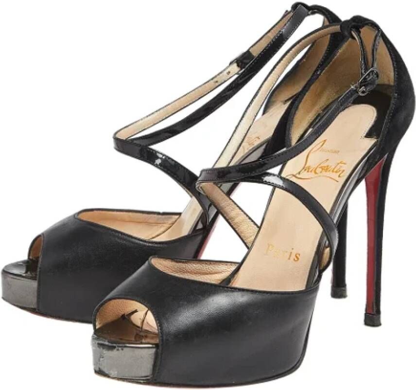 Christian Louboutin Pre-owned Leather sandals Black Dames