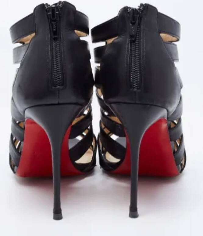 Christian Louboutin Pre-owned Leather sandals Black Dames