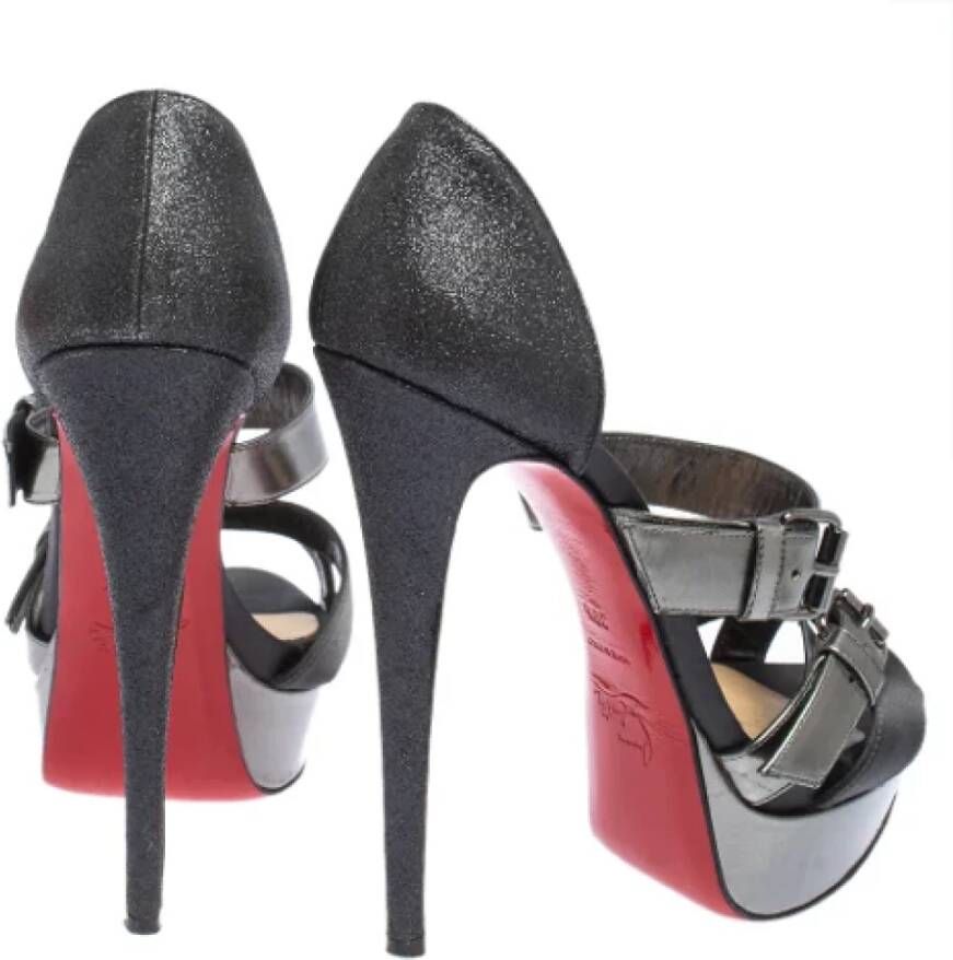 Christian Louboutin Pre-owned Leather sandals Black Dames