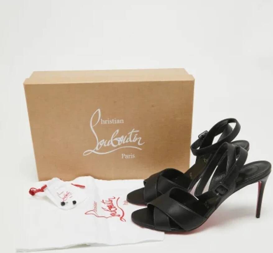 Christian Louboutin Pre-owned Leather sandals Black Dames