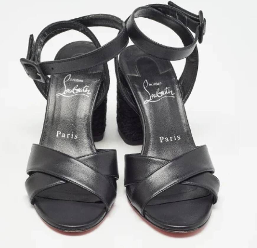 Christian Louboutin Pre-owned Leather sandals Black Dames