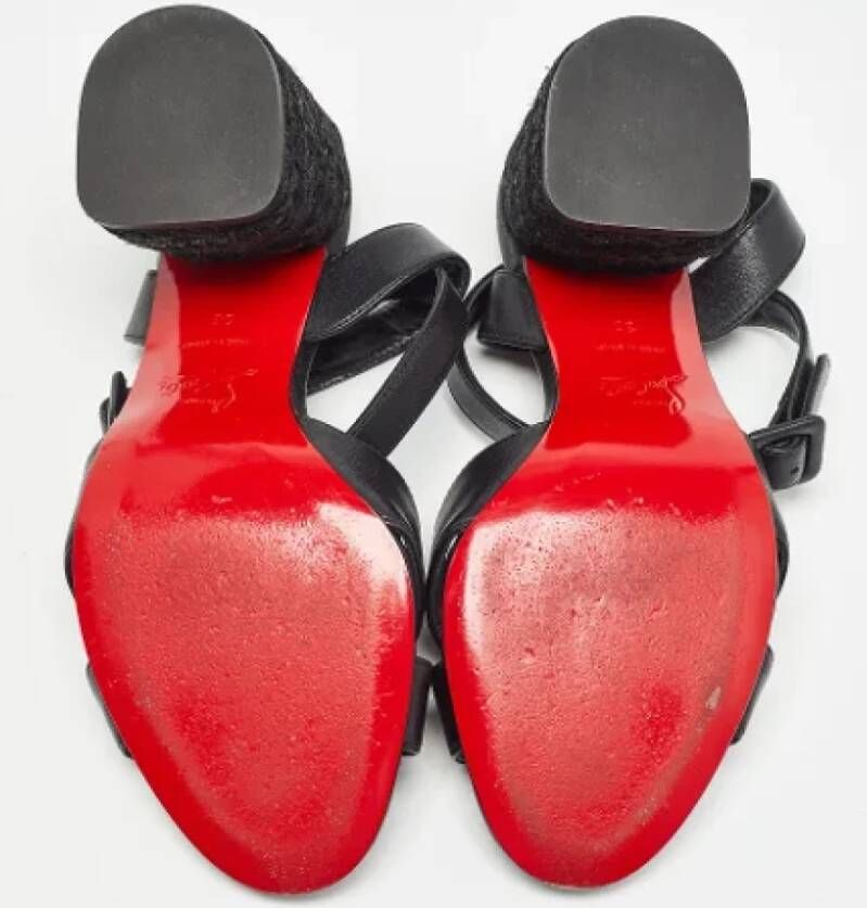 Christian Louboutin Pre-owned Leather sandals Black Dames