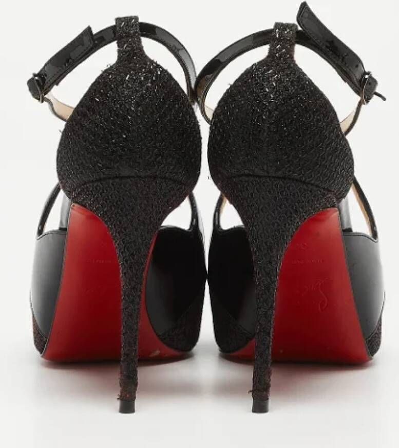 Christian Louboutin Pre-owned Leather sandals Black Dames