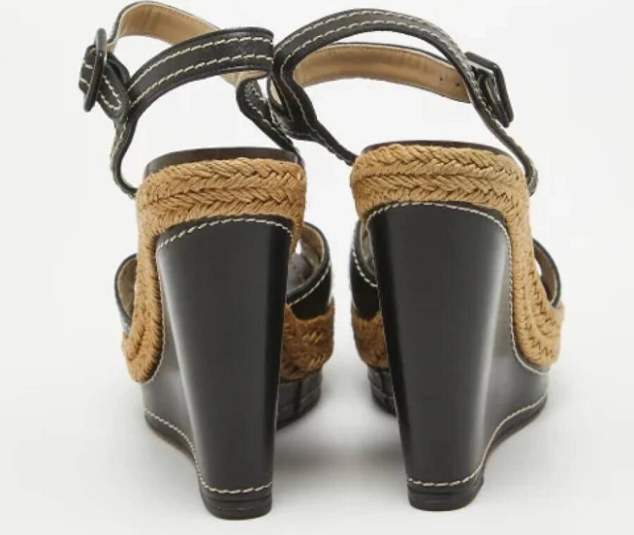 Christian Louboutin Pre-owned Leather sandals Black Dames