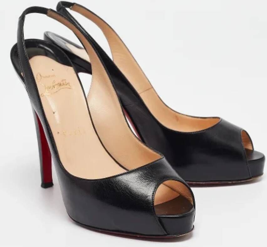 Christian Louboutin Pre-owned Leather sandals Black Dames