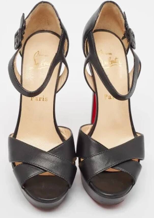 Christian Louboutin Pre-owned Leather sandals Black Dames