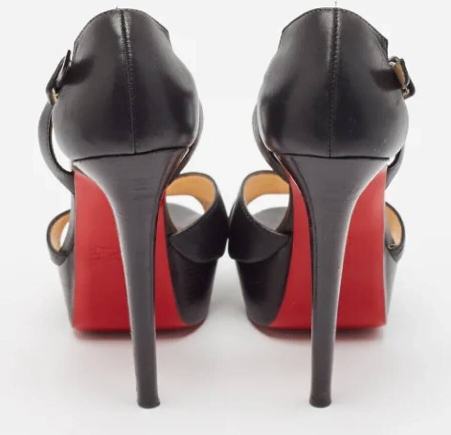 Christian Louboutin Pre-owned Leather sandals Black Dames