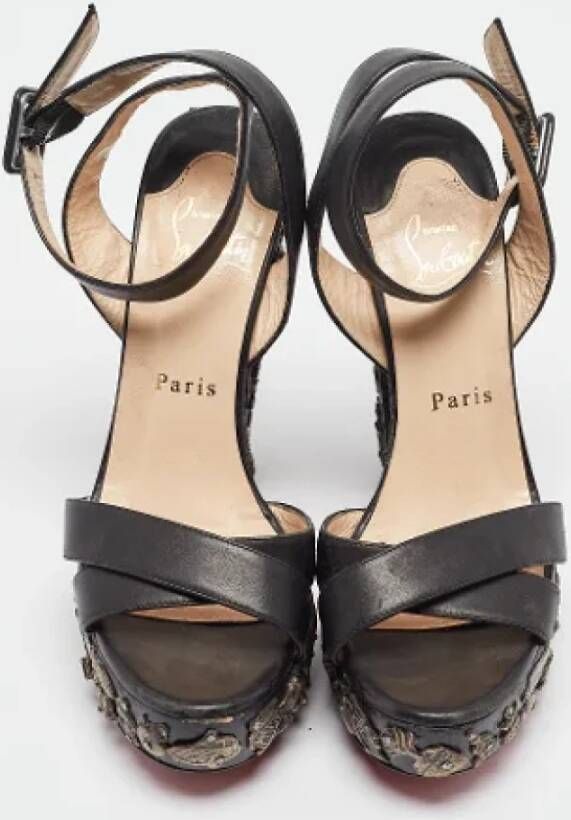 Christian Louboutin Pre-owned Leather sandals Black Dames