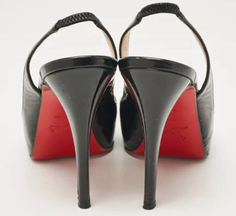 Christian Louboutin Pre-owned Leather sandals Black Dames