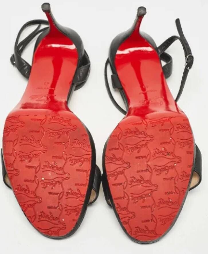 Christian Louboutin Pre-owned Leather sandals Black Dames