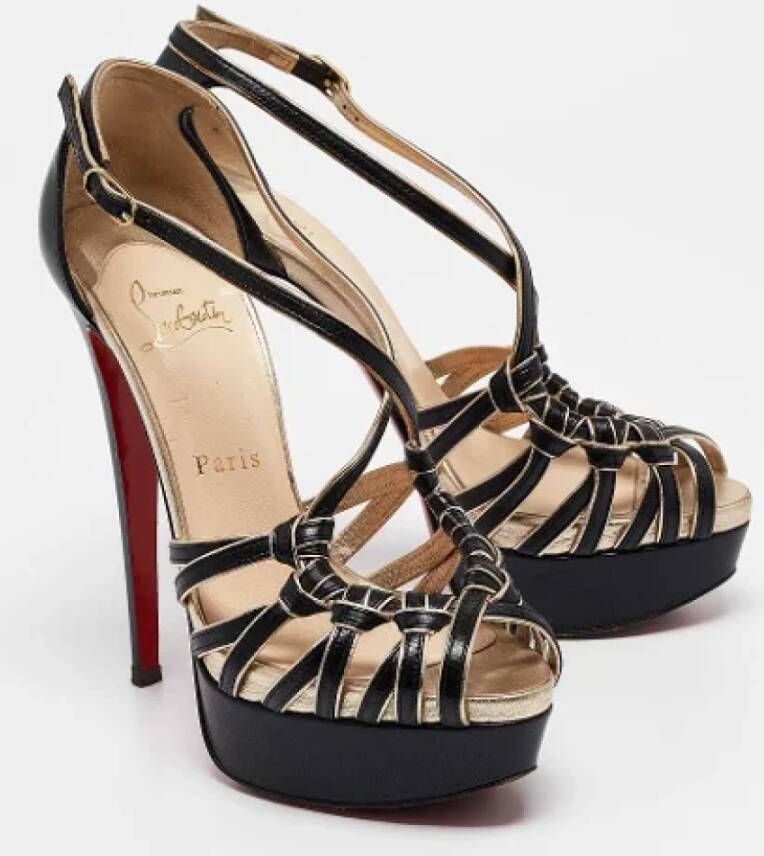 Christian Louboutin Pre-owned Leather sandals Black Dames