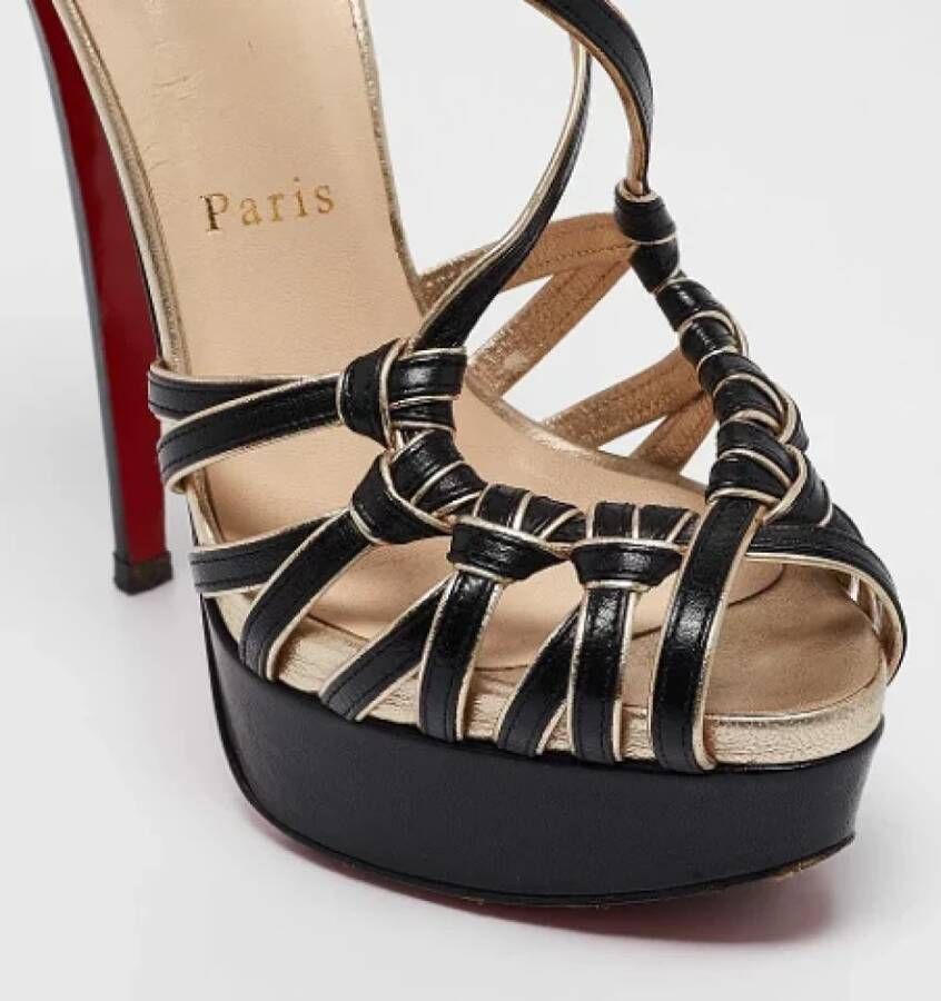 Christian Louboutin Pre-owned Leather sandals Black Dames