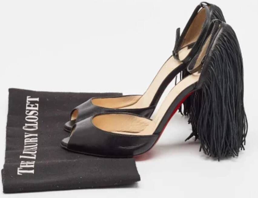 Christian Louboutin Pre-owned Leather sandals Black Dames