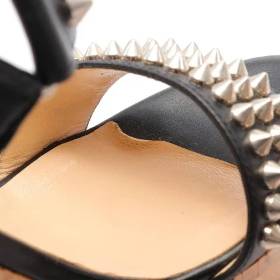 Christian Louboutin Pre-owned Leather sandals Black Dames